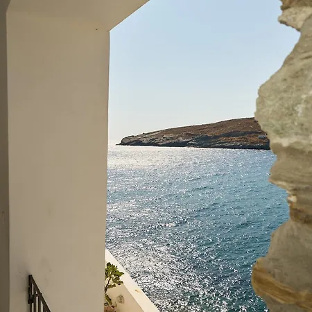 Seaside Ándros